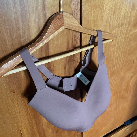 Lululemon bra taupe color 32E - Picture 5 of 5